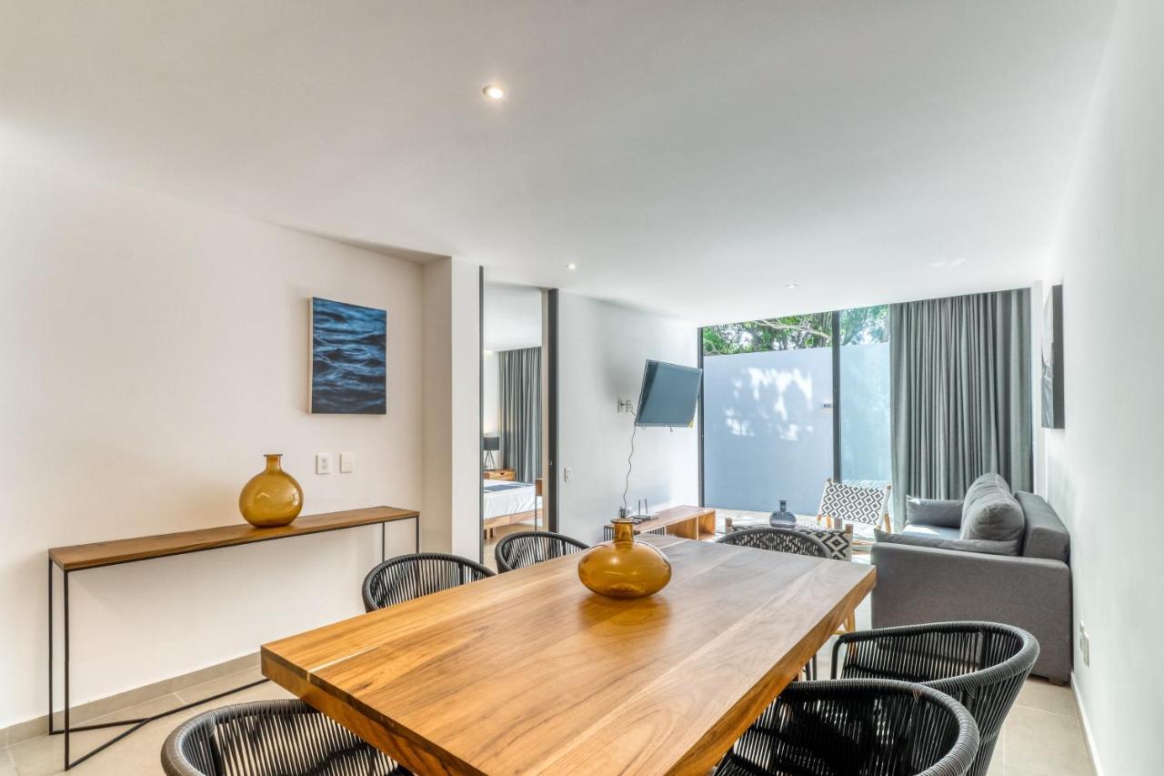 Akbal 107 @ Riva Apartment Плая дел Кармен Екстериор снимка